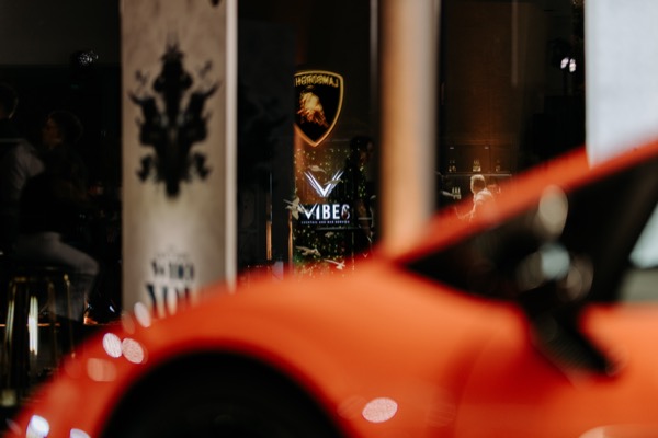 Lamborghini x Vibes